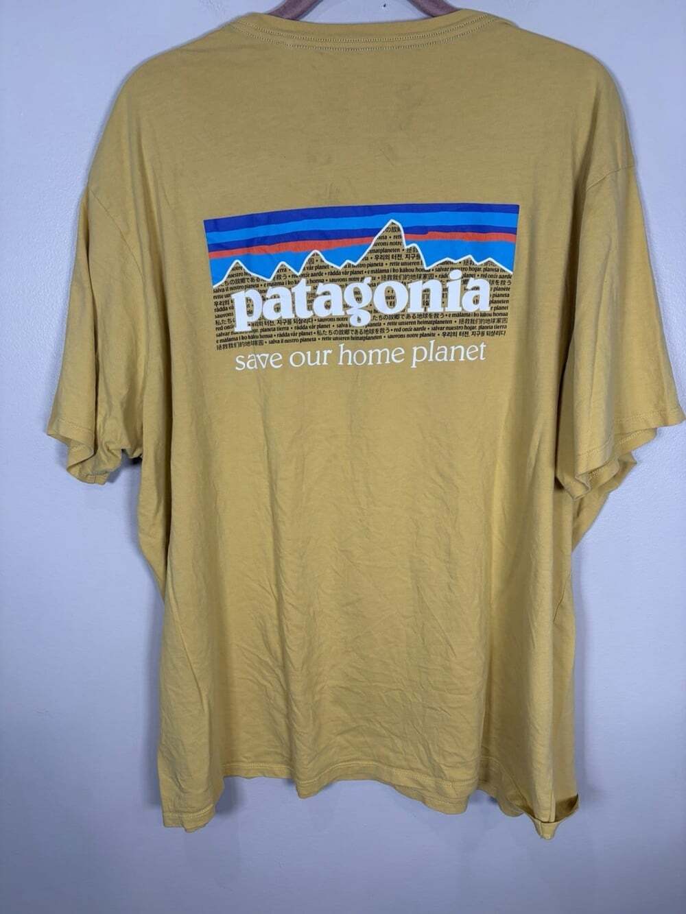 Patagonia Shirt 2XL XXL Yellow Outdoors Hike Trekker Cotton Organic Spellout Men